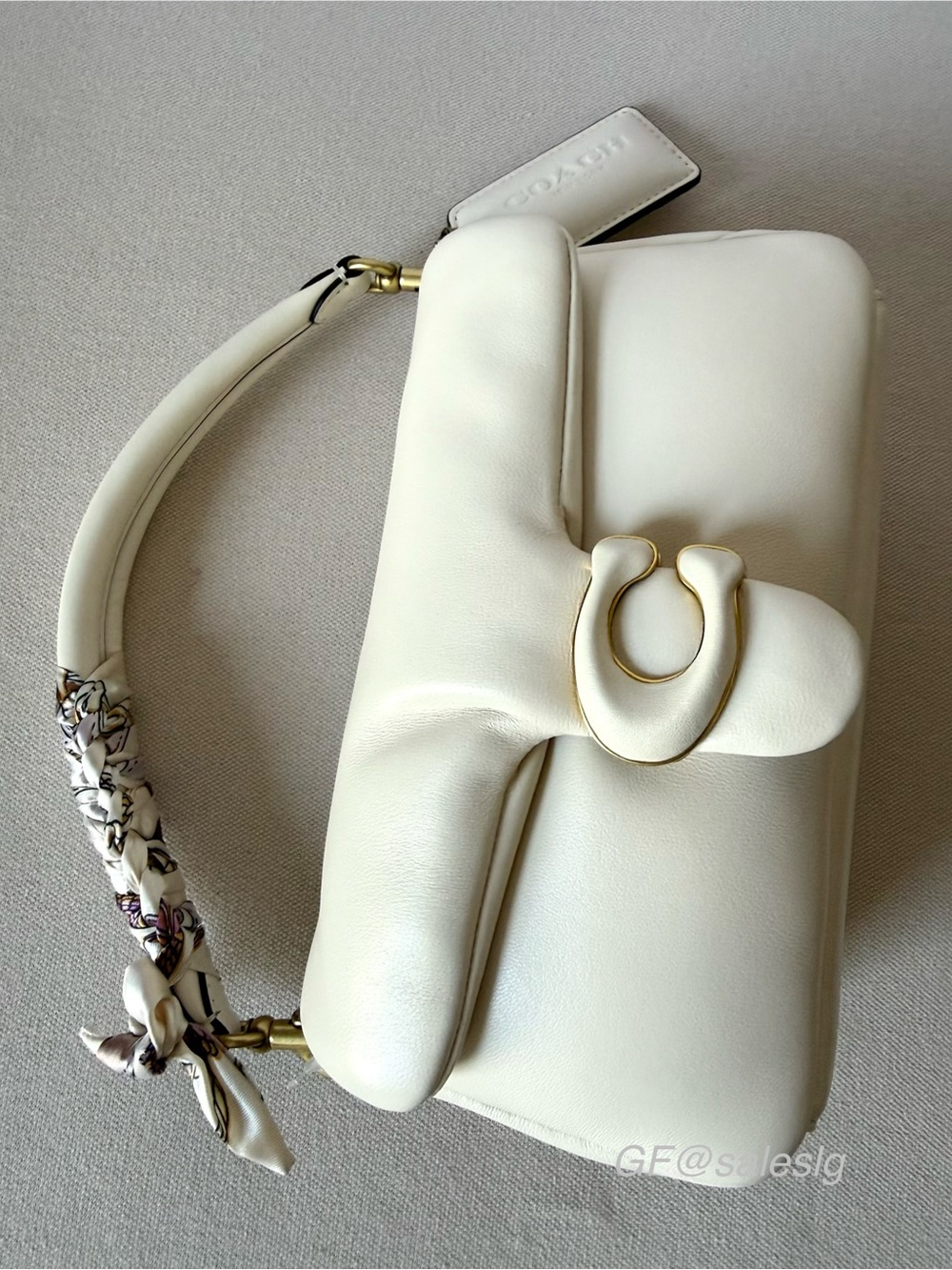Coach Pillow Tabby 20 Chalk/Gold NWT + Luxury Gift Set Perfect for Mother’s Day - Picture 2 of 14